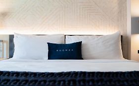 Roomza Times Square At Pestana Cr7 Hotel 4*